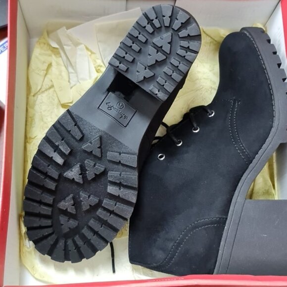 American Rag Reaghan Closed Toe Ankle Fashion Boots - Picture 7 of 7